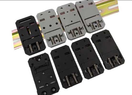 35mm Lebar 67.5mm Panjang Nylon PA66 DIN Rail Clips Mount Holder A-35-2 Dalam Warna Hitam dan Abu-abu